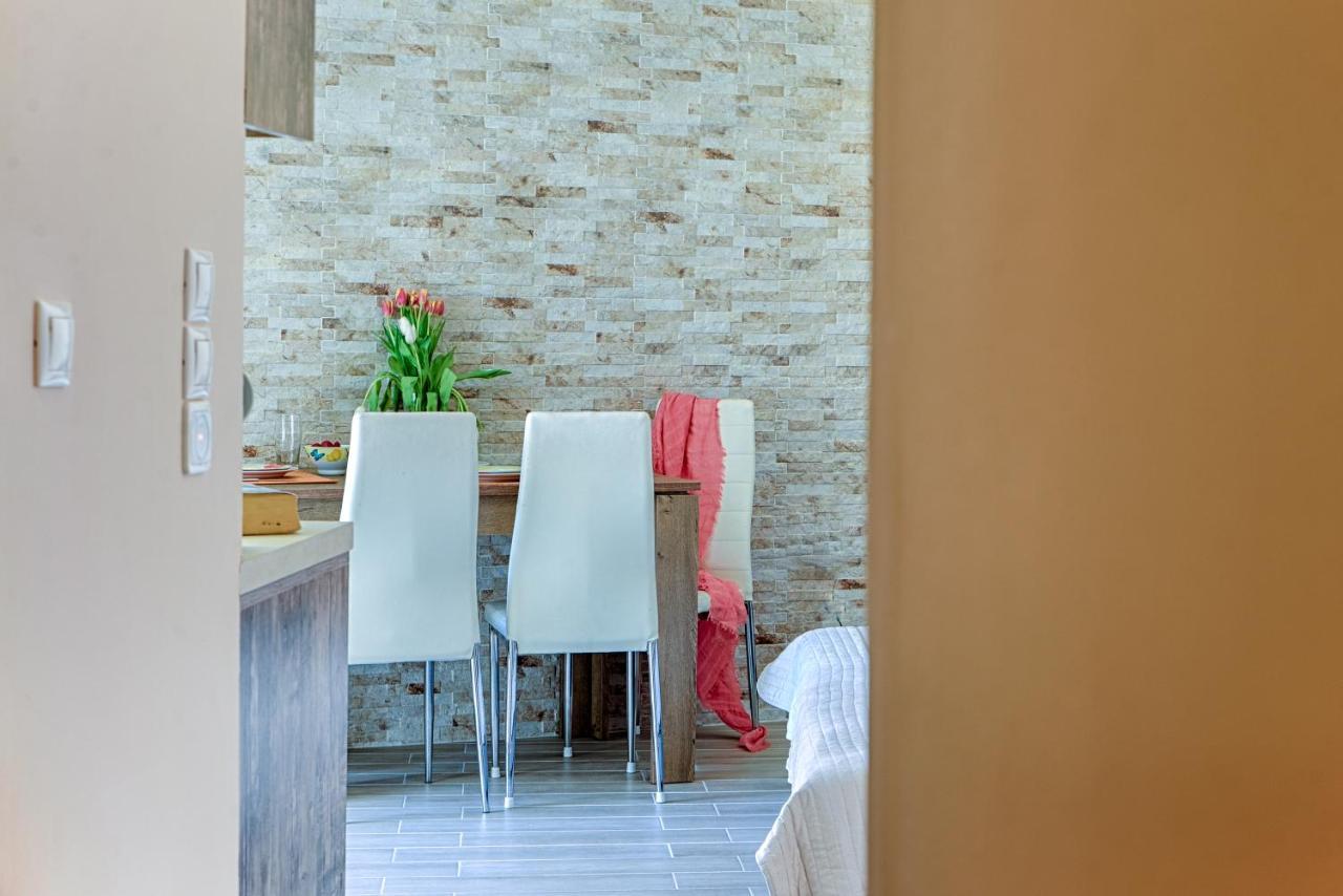 Renas Cosy Apartment Corfu  ภายนอก รูปภาพ